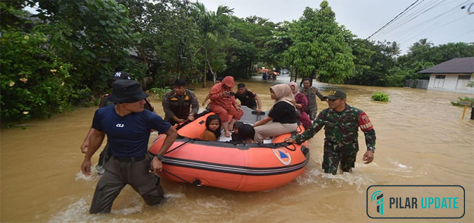 Banjir-Longsor Meluas ke 13 Daerah, Sumbar Status Tanggap Darurat 14 Hari