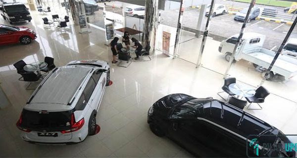 Penjualan Mobil di RI Hancur Lebur, Bos Toyota Bongkar Kondisi Pabrik