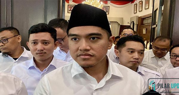 Prabowo Heran Kaesang Sorakan Lebih Meriah